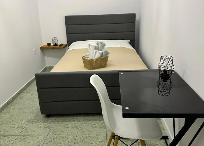 Le Rocher 2 Ermoupoli